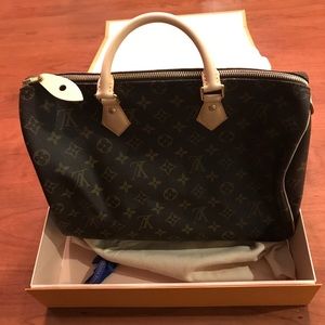 Louis Vuitton Speedy 35 classic LV monogram NWT